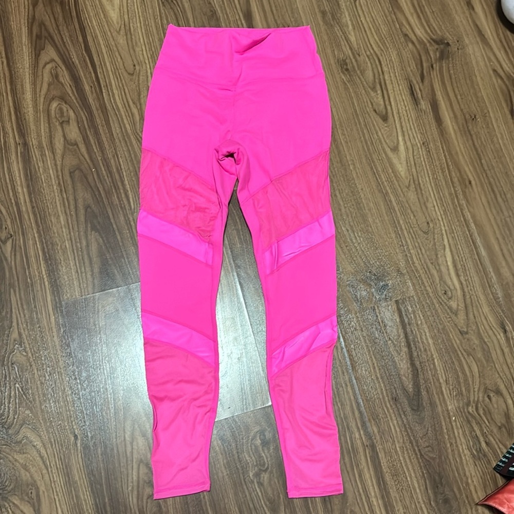 Fabletics noen hot pink leggings with mesh detail